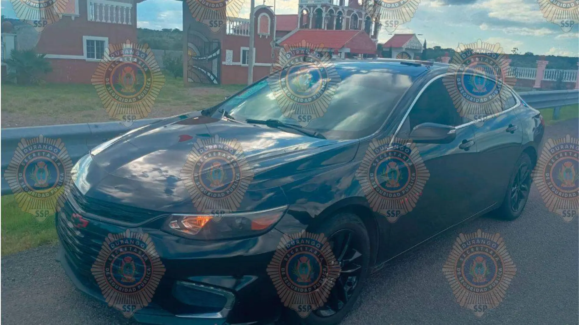 Detienen a 2 mujeres de CDMX con autos robados en Chihuahua